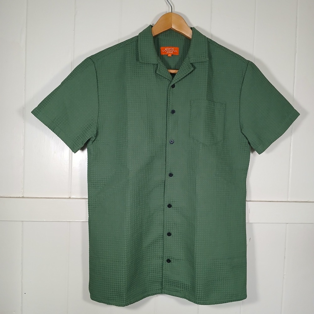 Negative Space Button Down Mens Small Green Waffle Knit Camp Collar Shirt